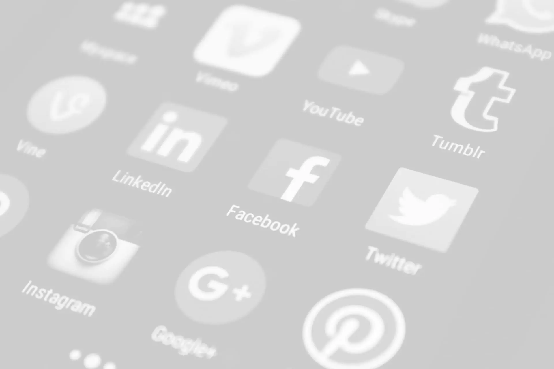 blog on outsourcing social media